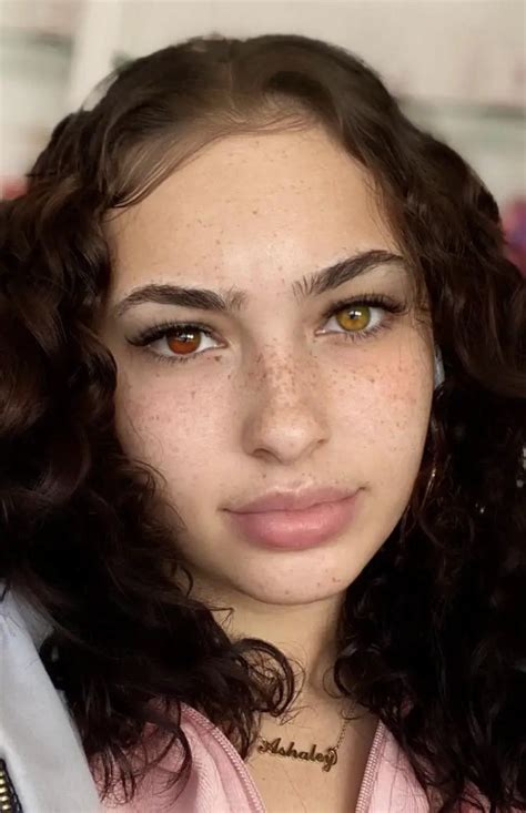 does ash kash have heterochromia|Ash Kaash (Model) Age, Boyfriend, Biography, Height,。